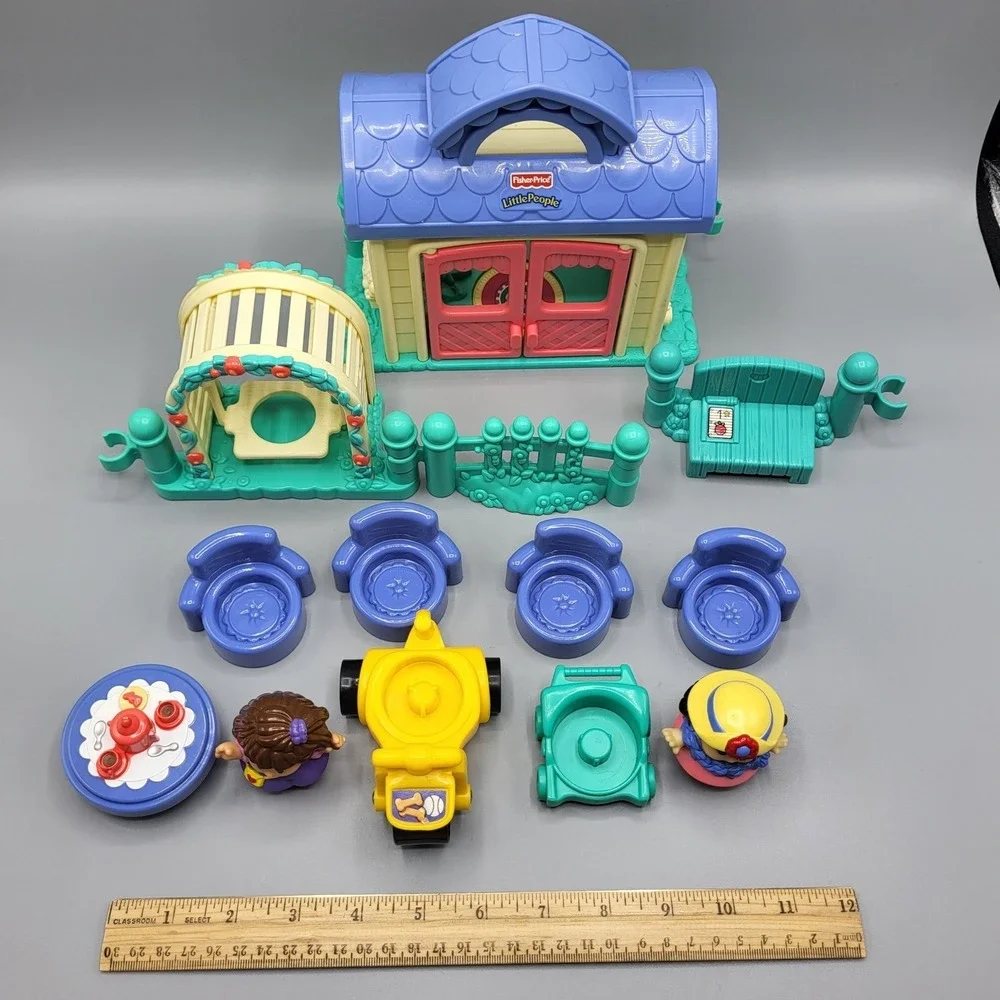 Fisher Price Little People Garden Tea Party Playset Figures Furniture Multicolor